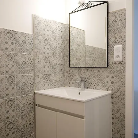 2-3 Personnes Piscine Partagee Château-dʼOlonne